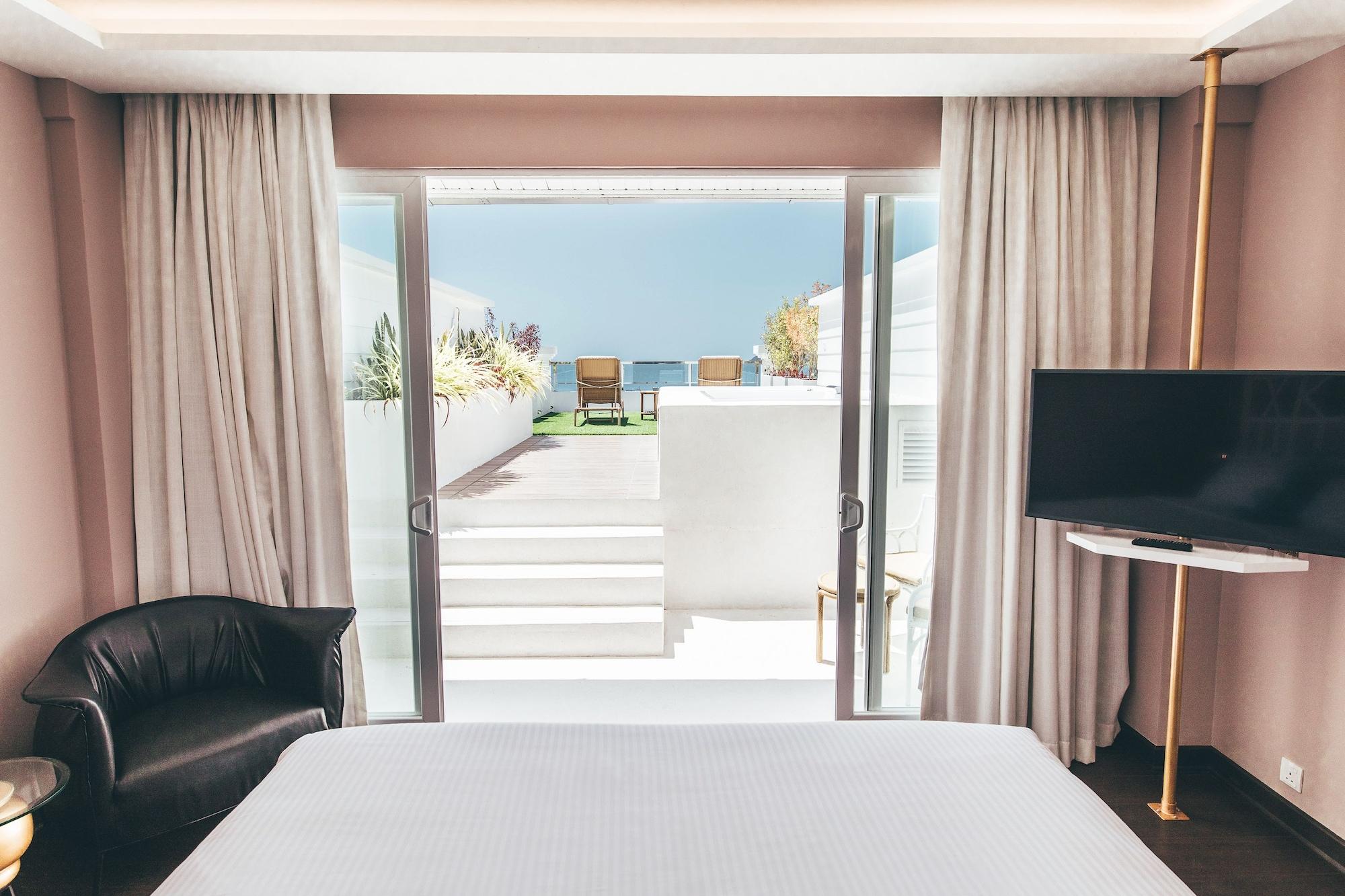 Dash Resort Langkawi Pantai Cenang  Extérieur photo